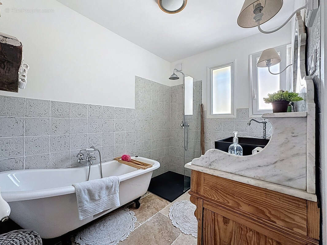 Maison à PUYLOUBIER