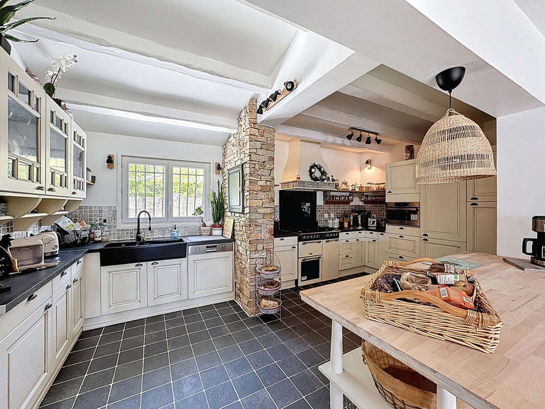 Maison à PUYLOUBIER