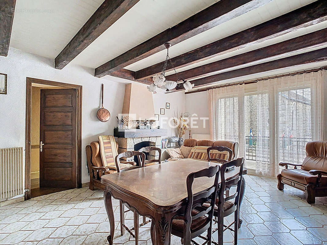 Maison à VAL-DE-MEUSE