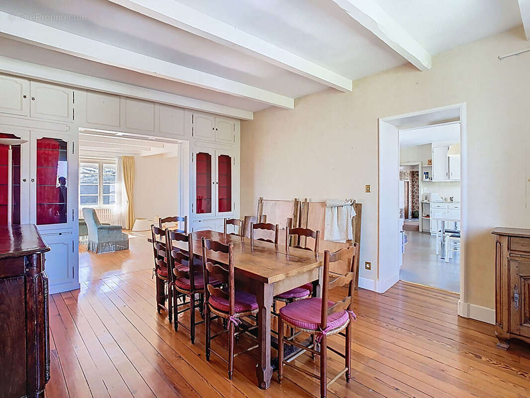 Maison à VAL-DE-MEUSE