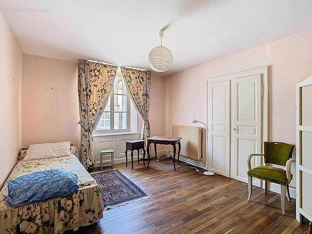 Maison à VAL-DE-MEUSE