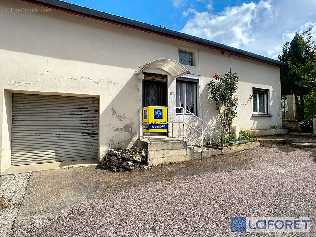 Maison à VAL-DE-MEUSE