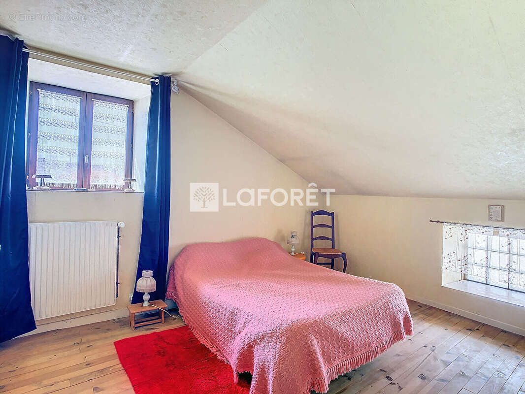 Maison à VAL-DE-MEUSE