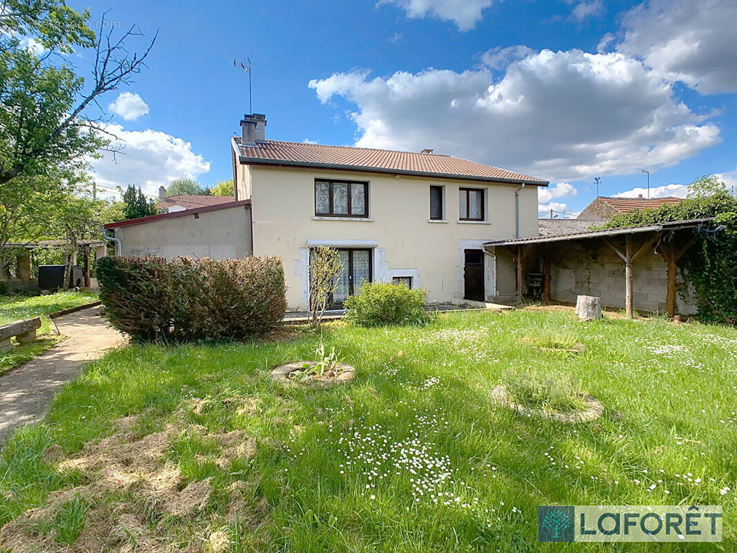 Maison à VAL-DE-MEUSE