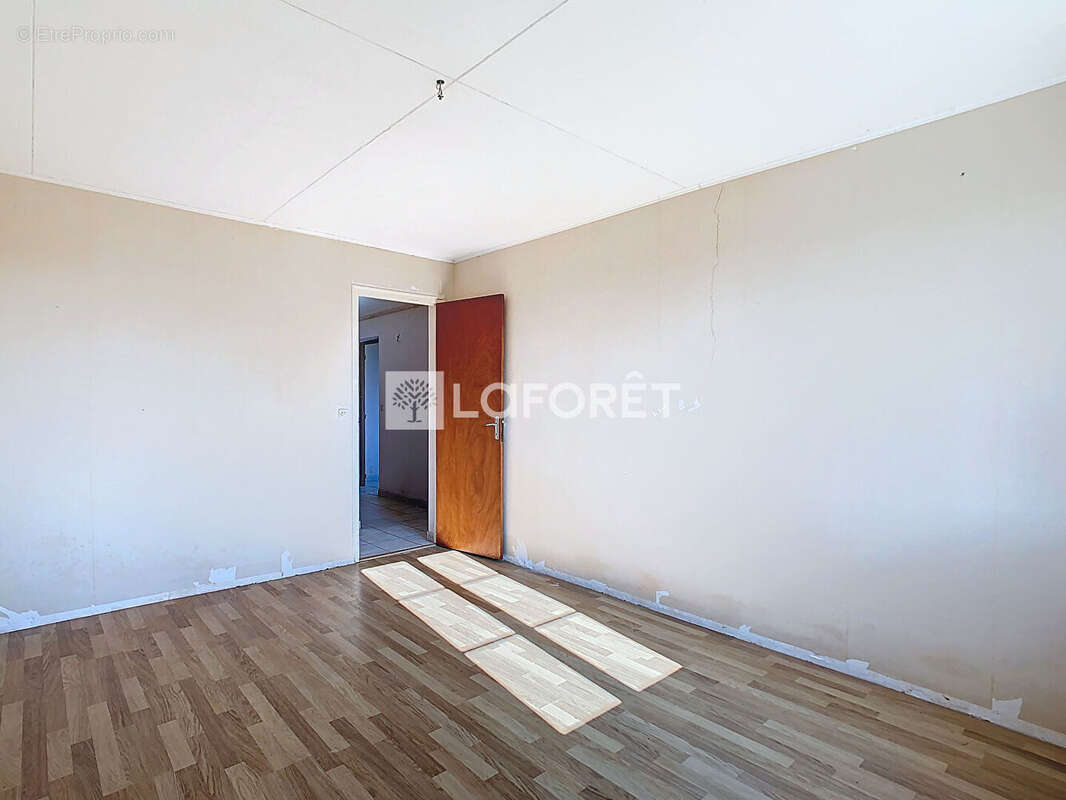 Maison à FRESNES-SUR-APANCE