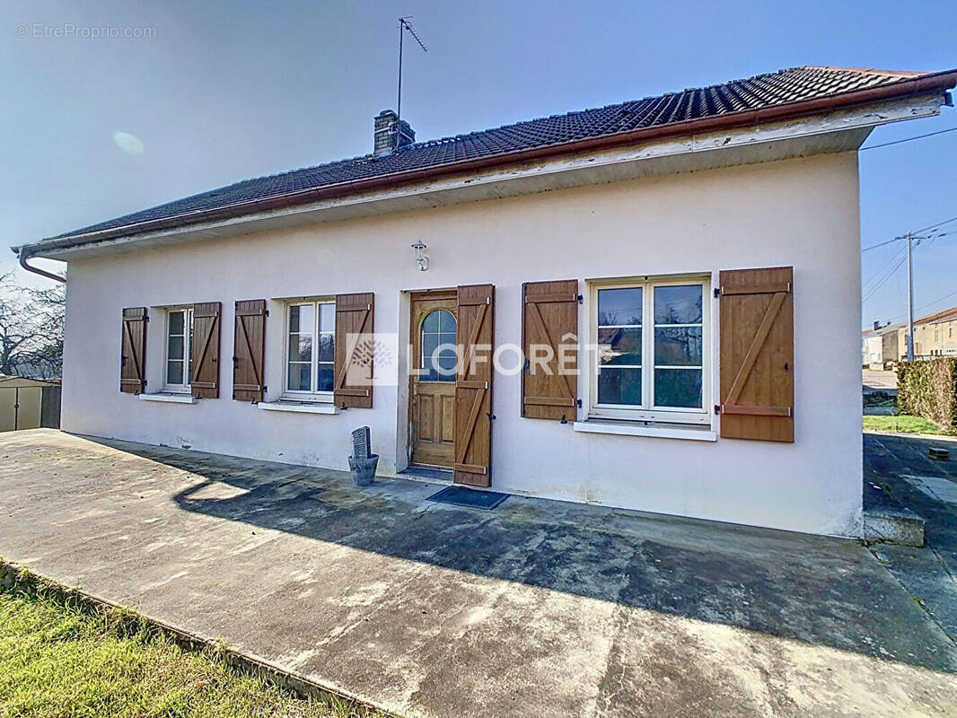 Maison à FRESNES-SUR-APANCE