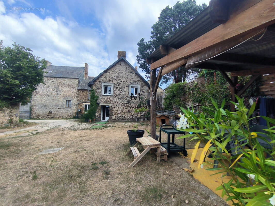 Maison à SAINT-SAMSON