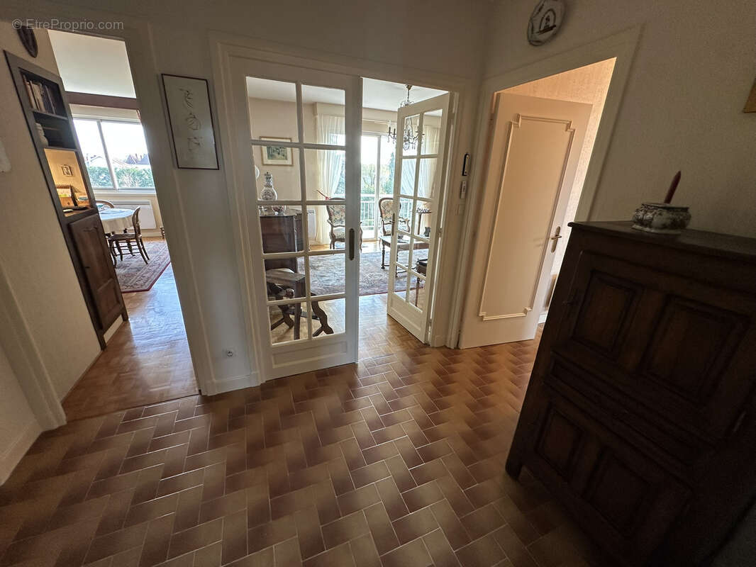 Appartement à RIORGES