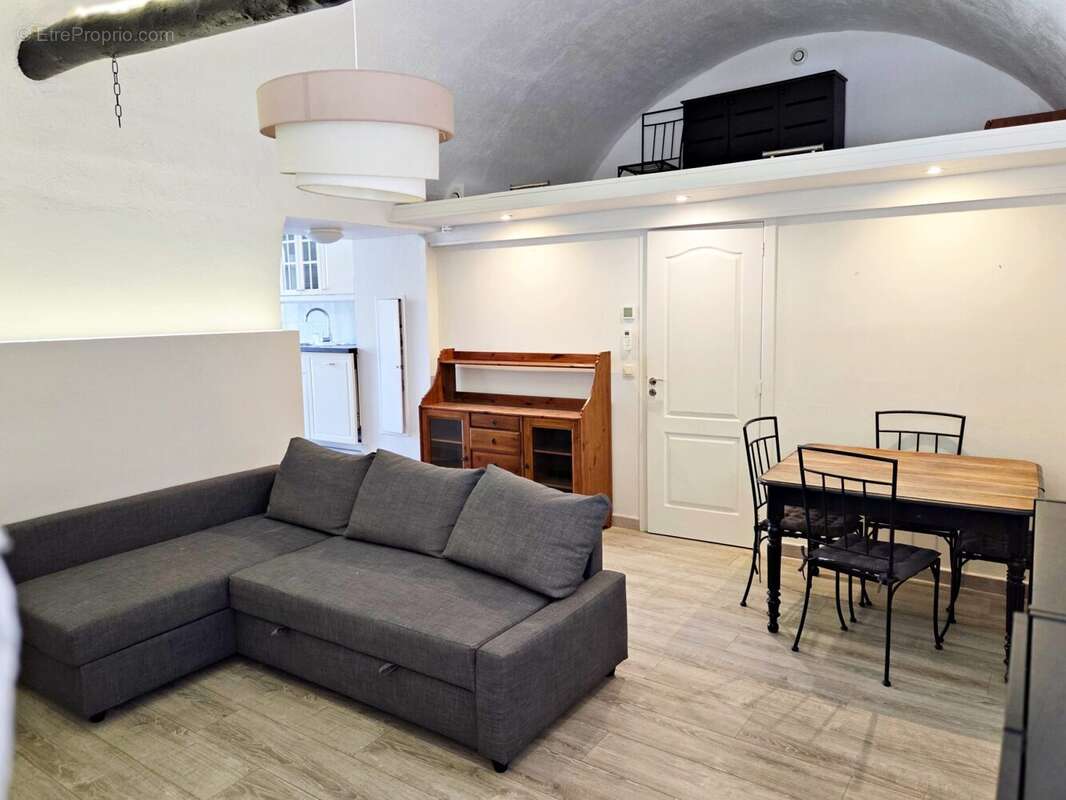 Appartement à LANTOSQUE