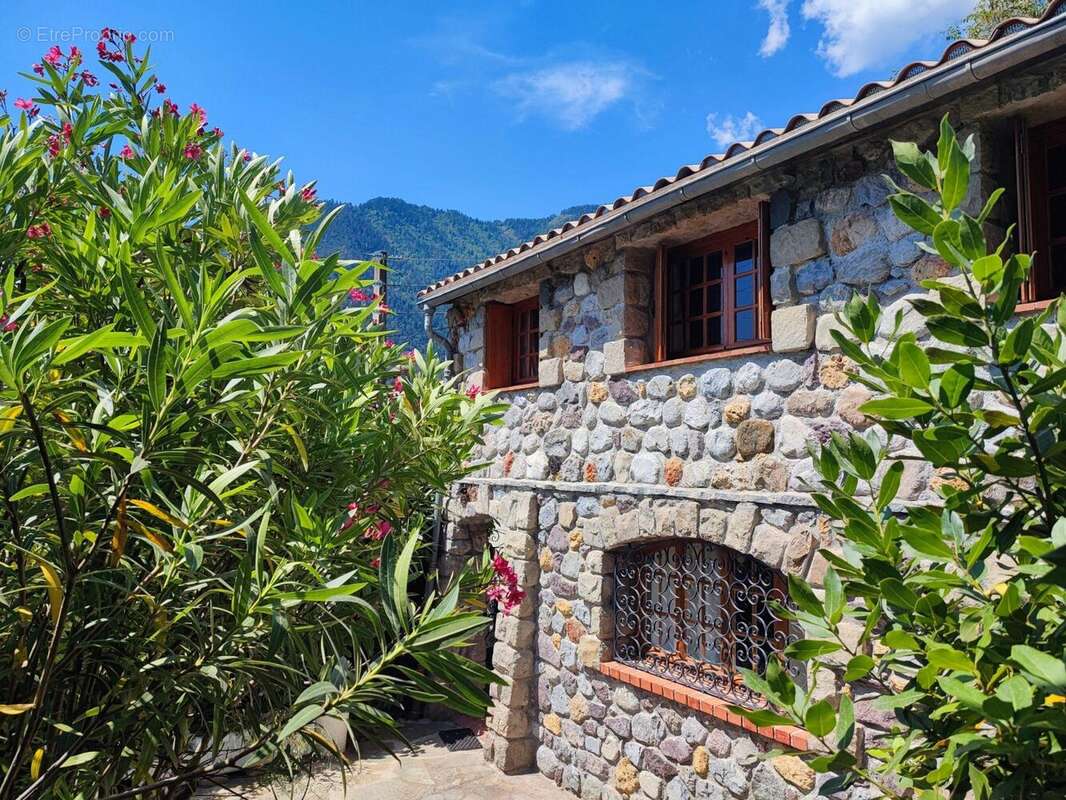 Maison à ROQUEBILLIERE