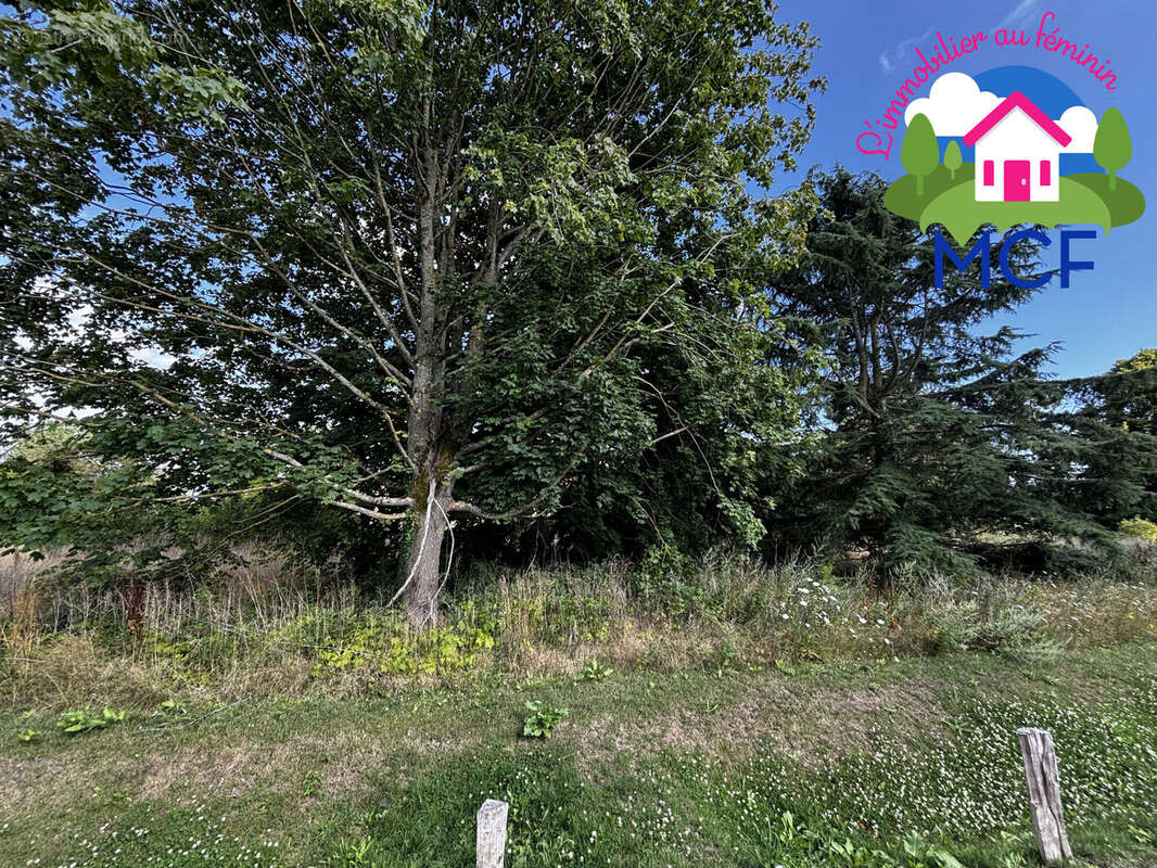 Terrain à PACY-SUR-EURE