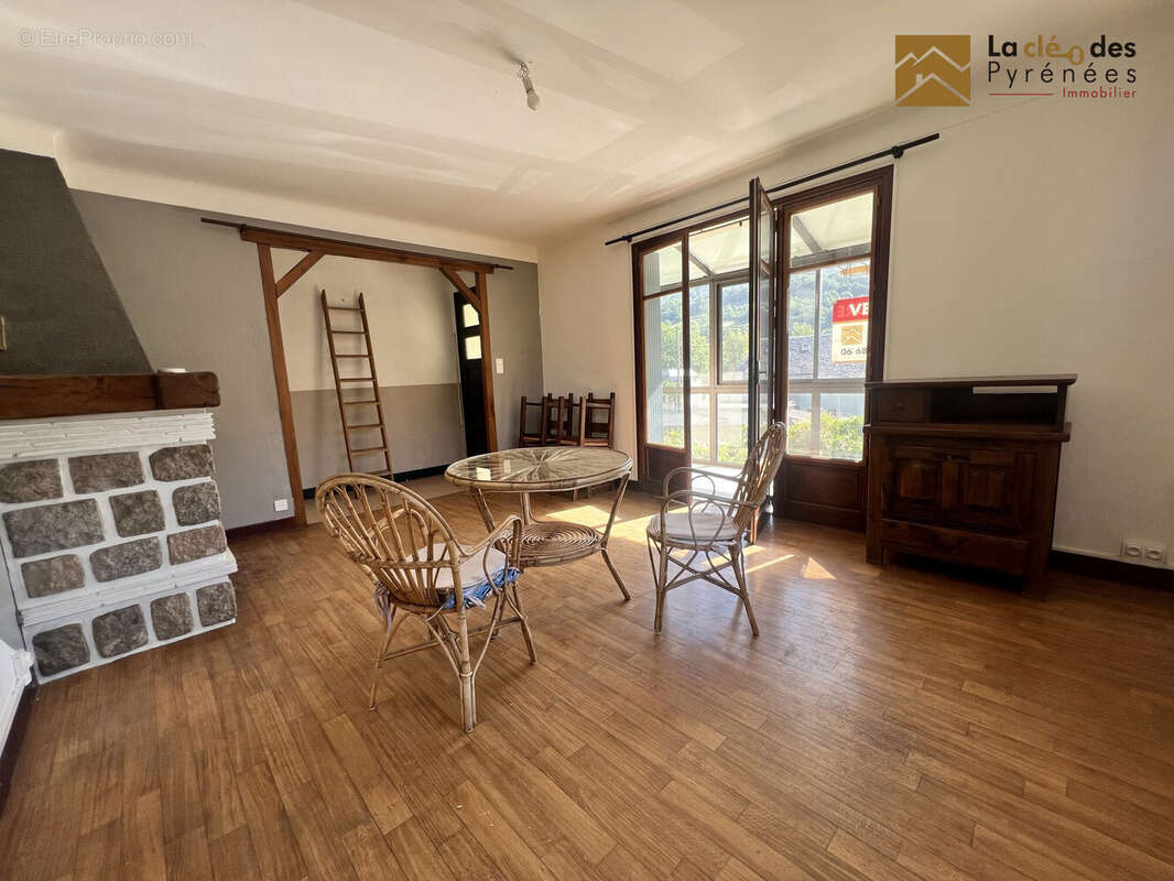 Maison à SARRANCOLIN