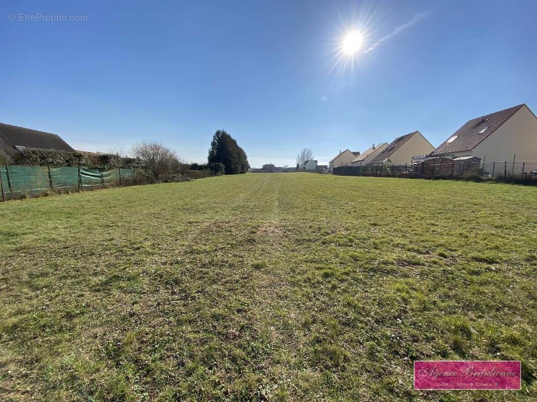 Terrain à BRETEUIL
