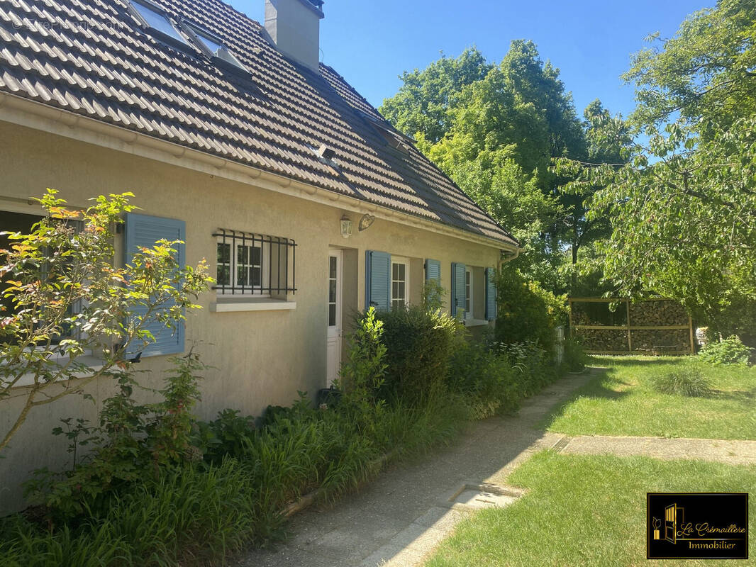 Maison à VILLECONIN