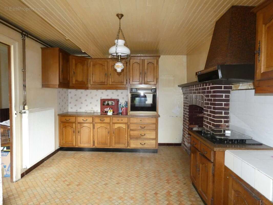 Maison à CHATELUS-MALVALEIX