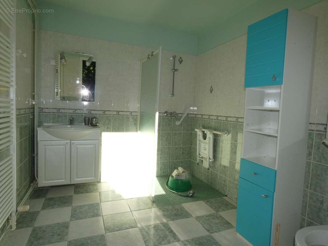 Maison à CHATELUS-MALVALEIX