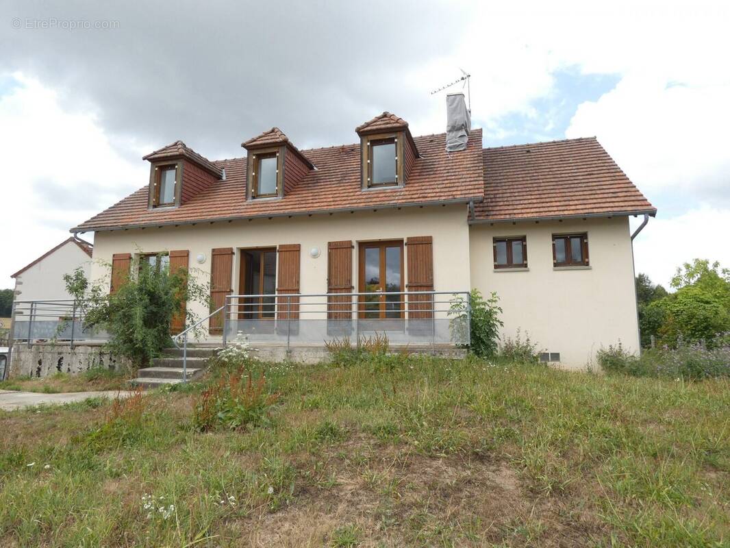 Maison à CRESSAT