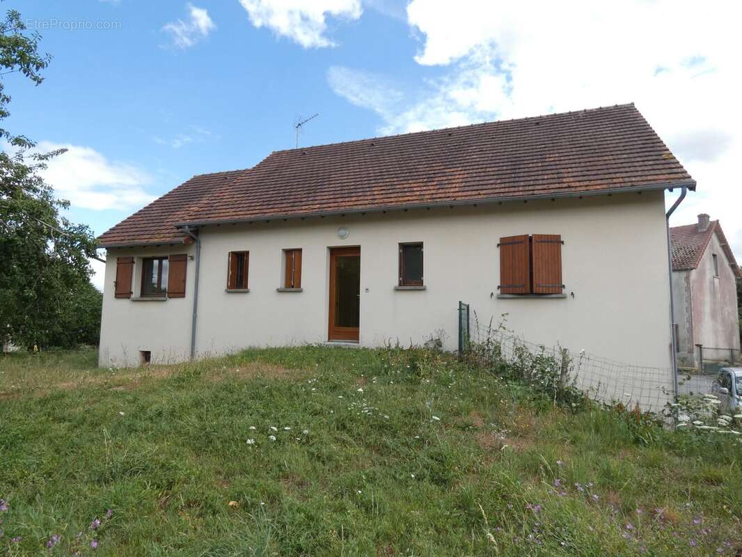 Maison à CRESSAT
