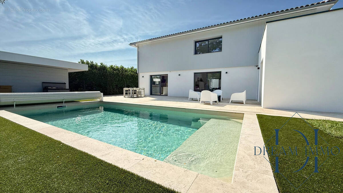 Maison à SAINT-PAUL-LES-DAX