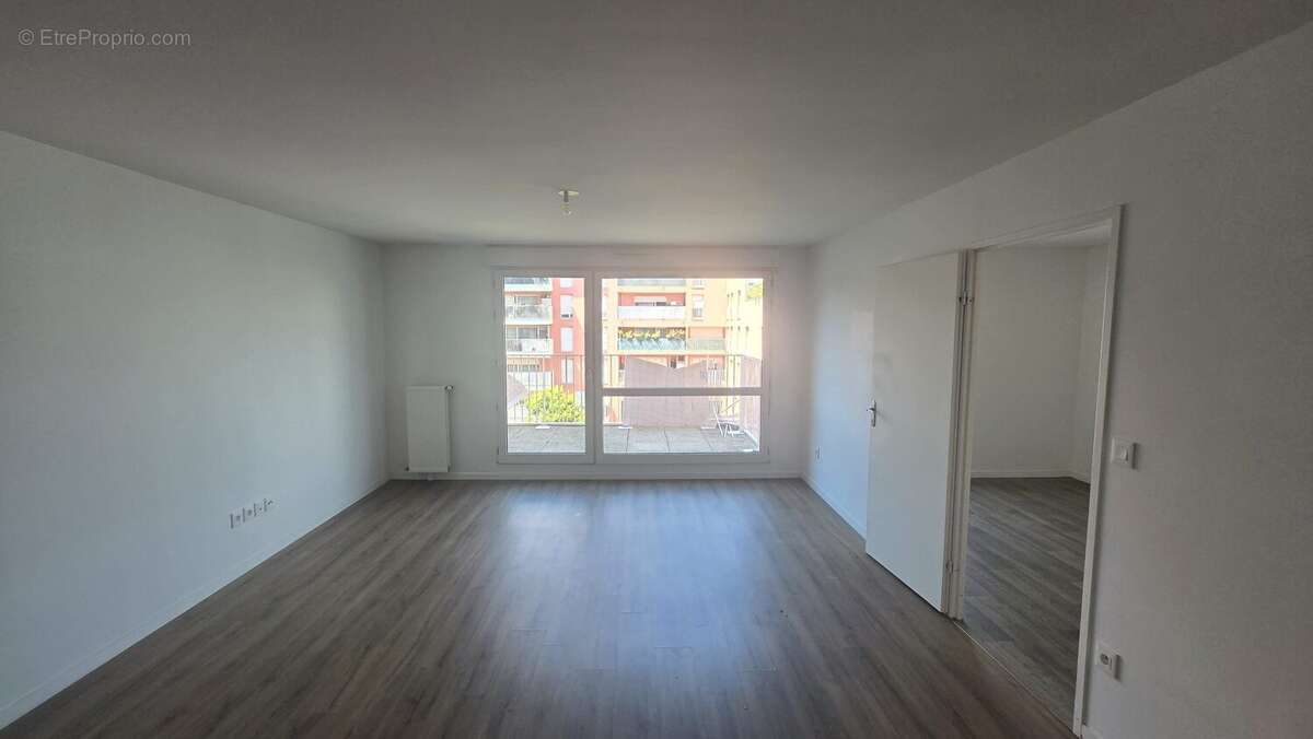 Appartement à COLOMBES