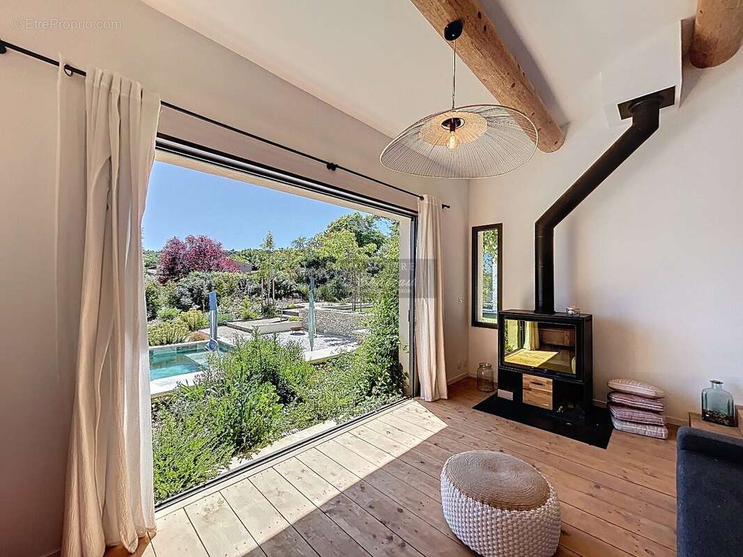 Maison à SAINT-PANTALEON