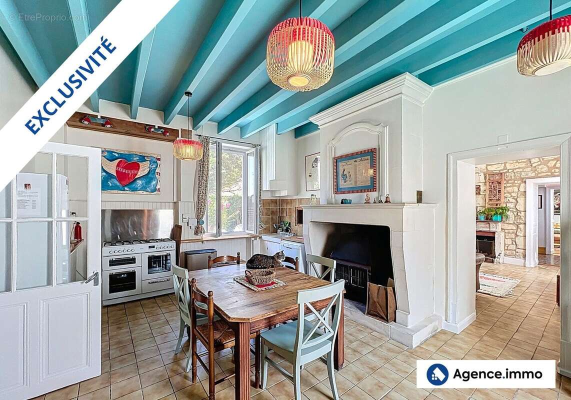 Maison à SAINT-FORT-SUR-GIRONDE