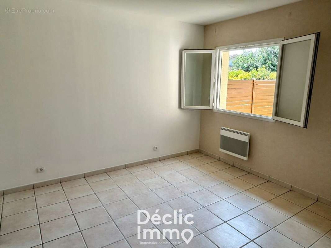 Maison à AMBARES-ET-LAGRAVE