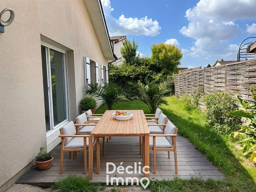 Maison à AMBARES-ET-LAGRAVE