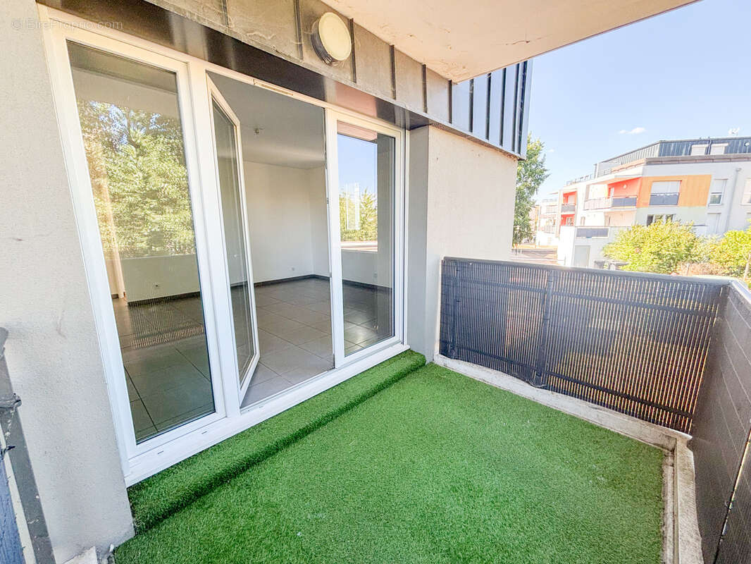 Appartement à VILLENAVE-D&#039;ORNON