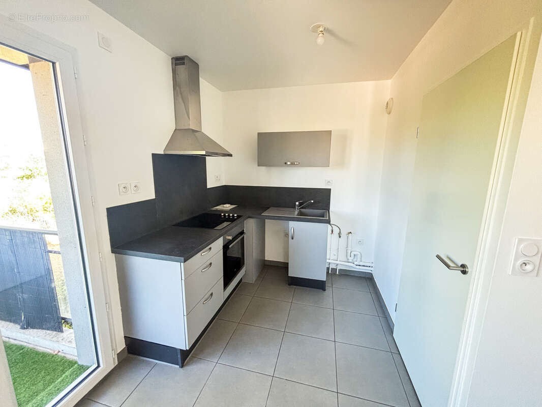 Appartement à VILLENAVE-D&#039;ORNON