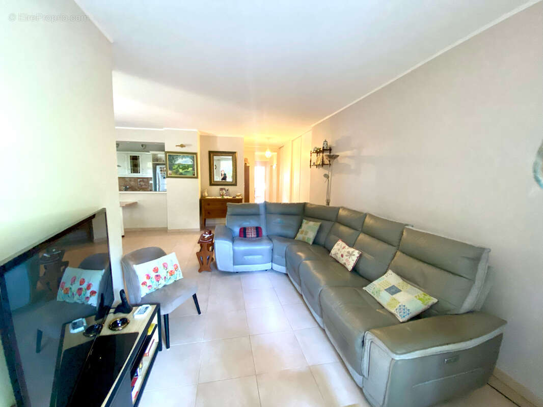 Appartement à LE CANNET