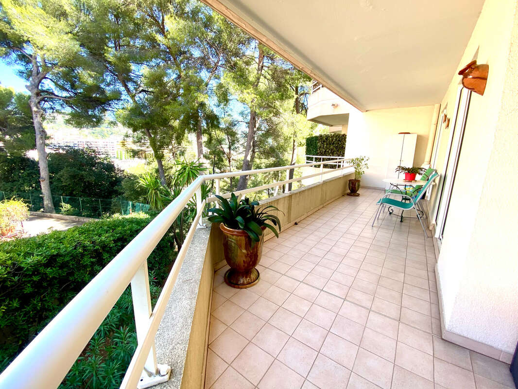 Appartement à LE CANNET