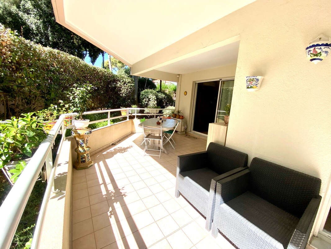 Appartement à LE CANNET