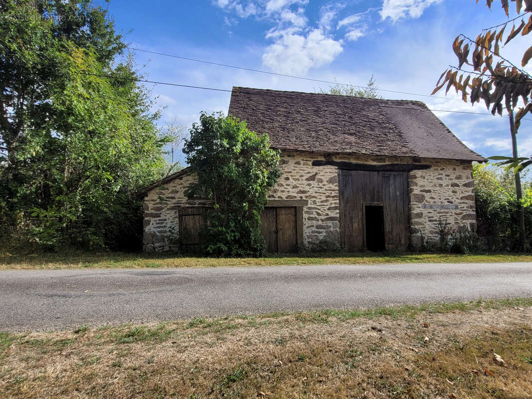 Maison à CHATEAU-CHERVIX