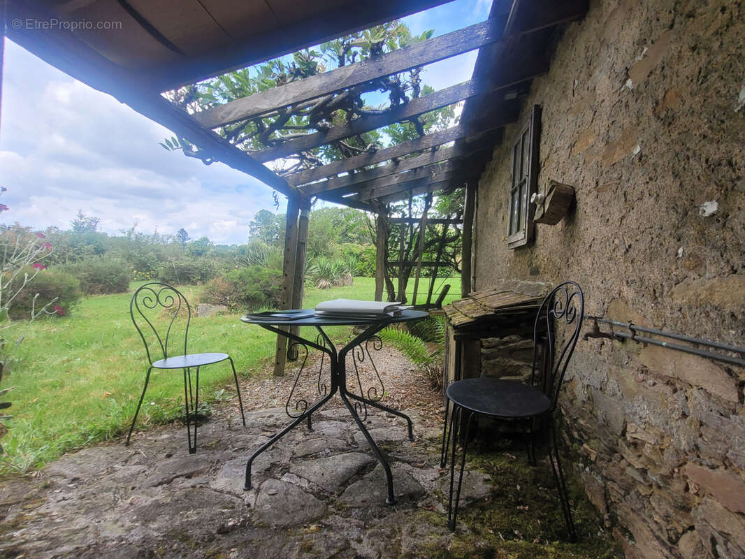 Maison à CHATEAU-CHERVIX