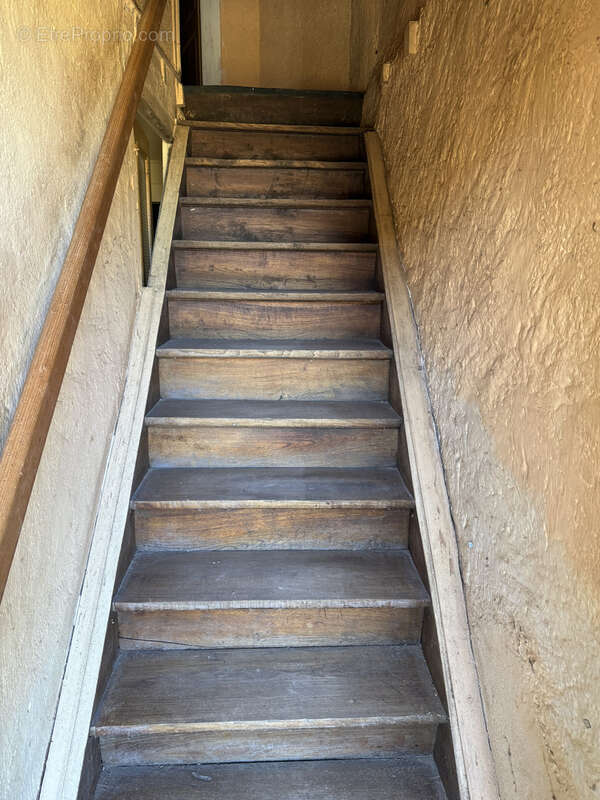 Maison à SAINT-MARTIN-LA-SAUVETE