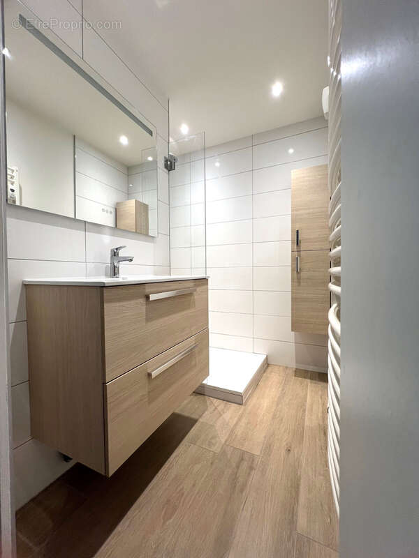 Appartement à MEYLAN