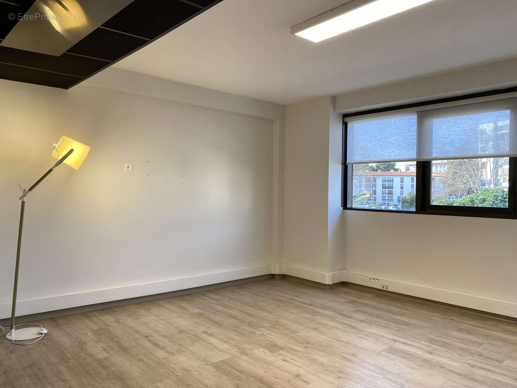 Commerce à PERPIGNAN