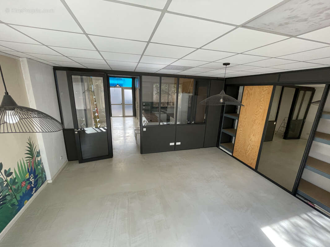 Commerce à MARSEILLE-5E