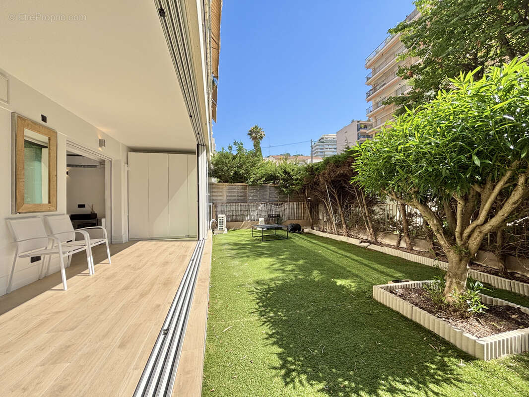 Appartement à CANNES