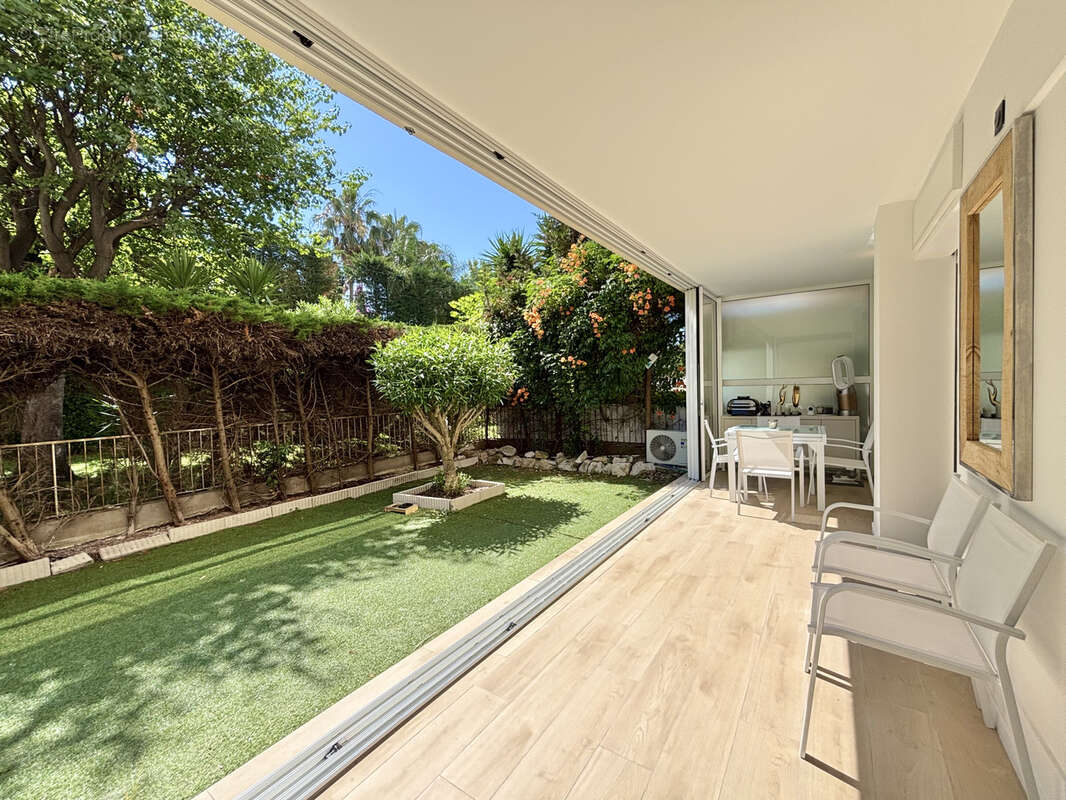 Appartement à CANNES