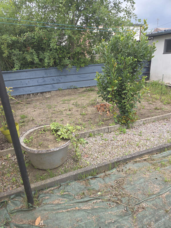 Maison à AULNOYE-AYMERIES