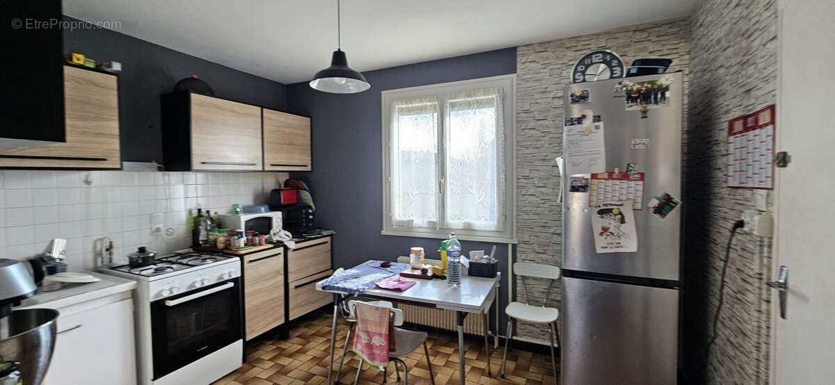 Appartement à SAINT-YORRE