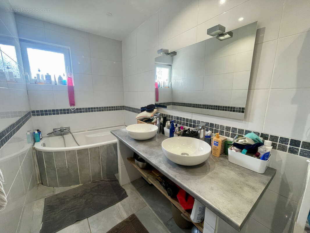 Maison à SAINT-ETIENNE