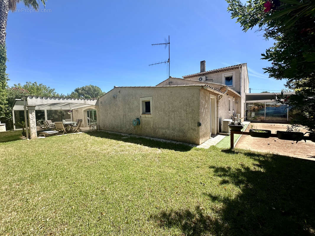 Maison à PUGET-SUR-ARGENS