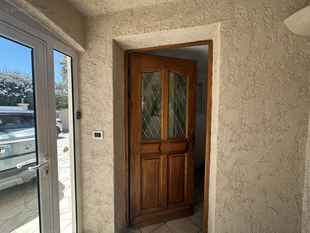 Maison à PUGET-SUR-ARGENS