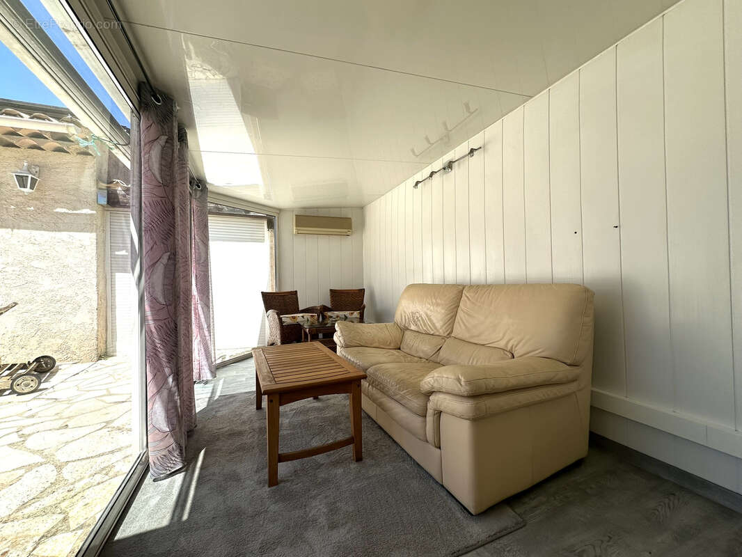 Maison à PUGET-SUR-ARGENS