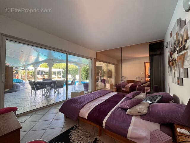 Maison à PUGET-SUR-ARGENS