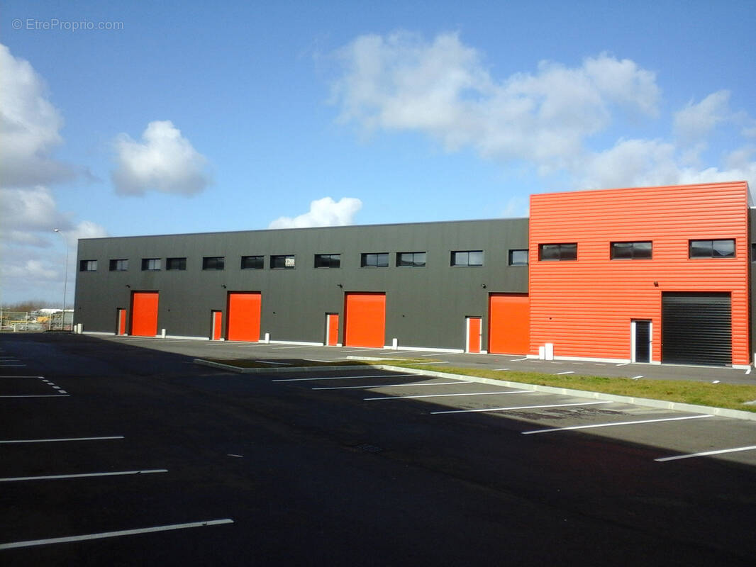 Commerce à VAUCHELLES-LES-QUESNOY