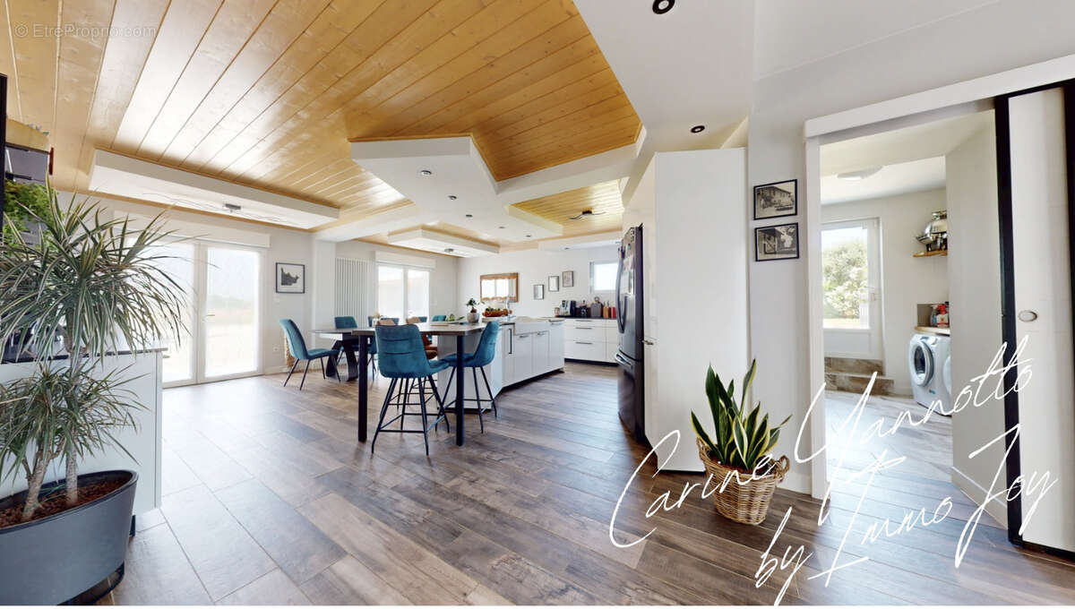 Maison à LISLE-SUR-TARN